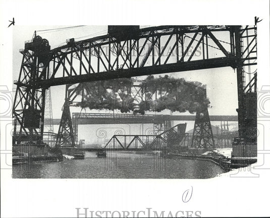 1985 Press PhotoClark Avenue Bridge demolition - Historic Images