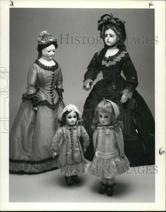 1984 Press Photo The Doll with different Sizes - Historic Images