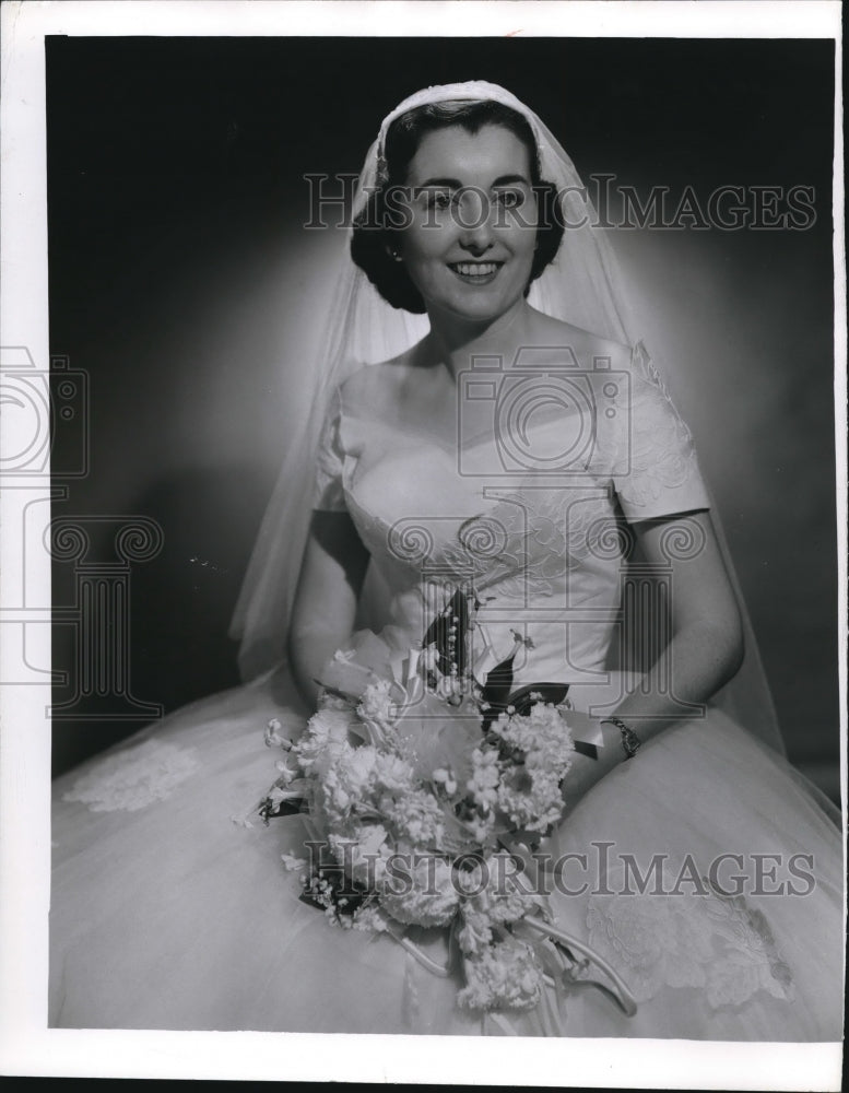 1956 Press Photo Mrs Raymond John Gilbert in her wedding gown - cva83127 - Historic Images