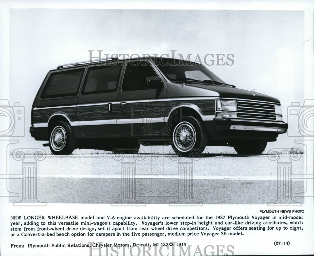 1986 Press Photo 1987 Plymouth Voyager longer Wheelbase model and V-6 Engine. - Historic Images