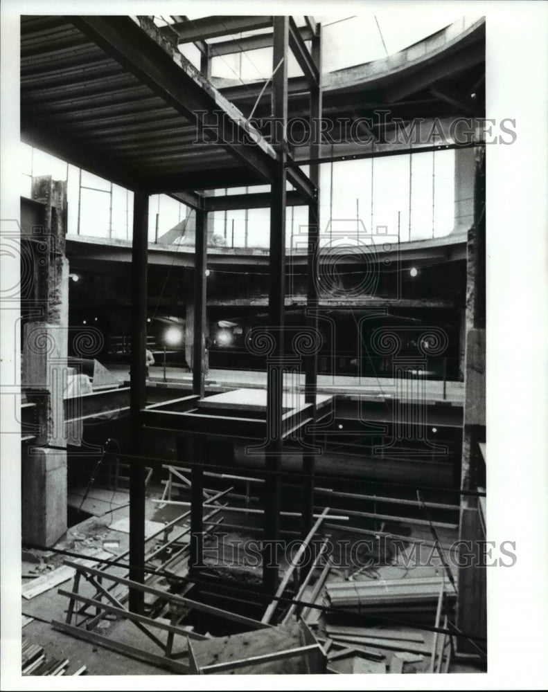 1989 Press Photo Interior of the New Tower City Center - Historic Images