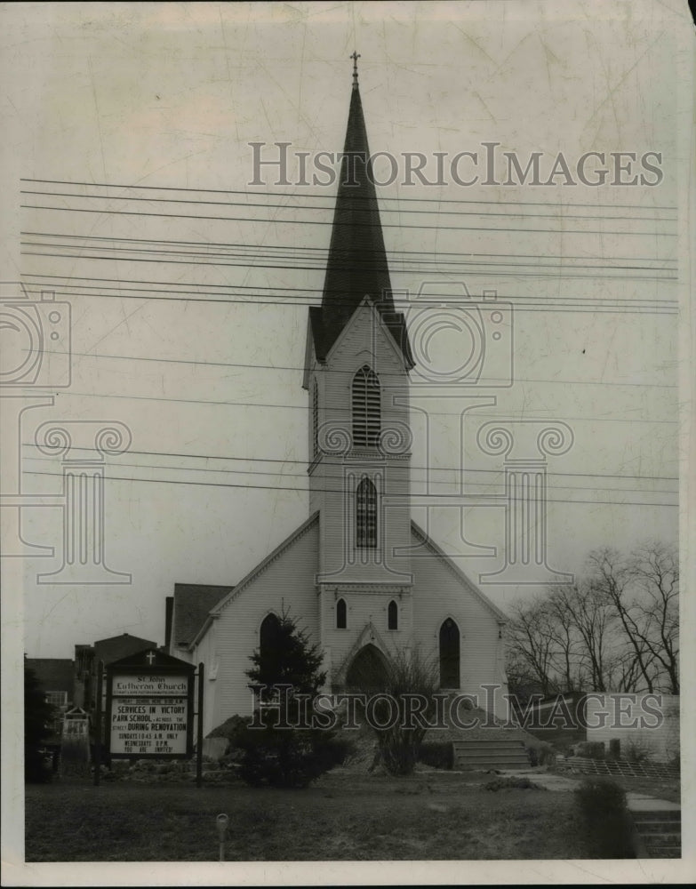 1955 Press Photo St. John&#39;s Lutheran Church being moved at Mayfield - cva83897 - Historic Images