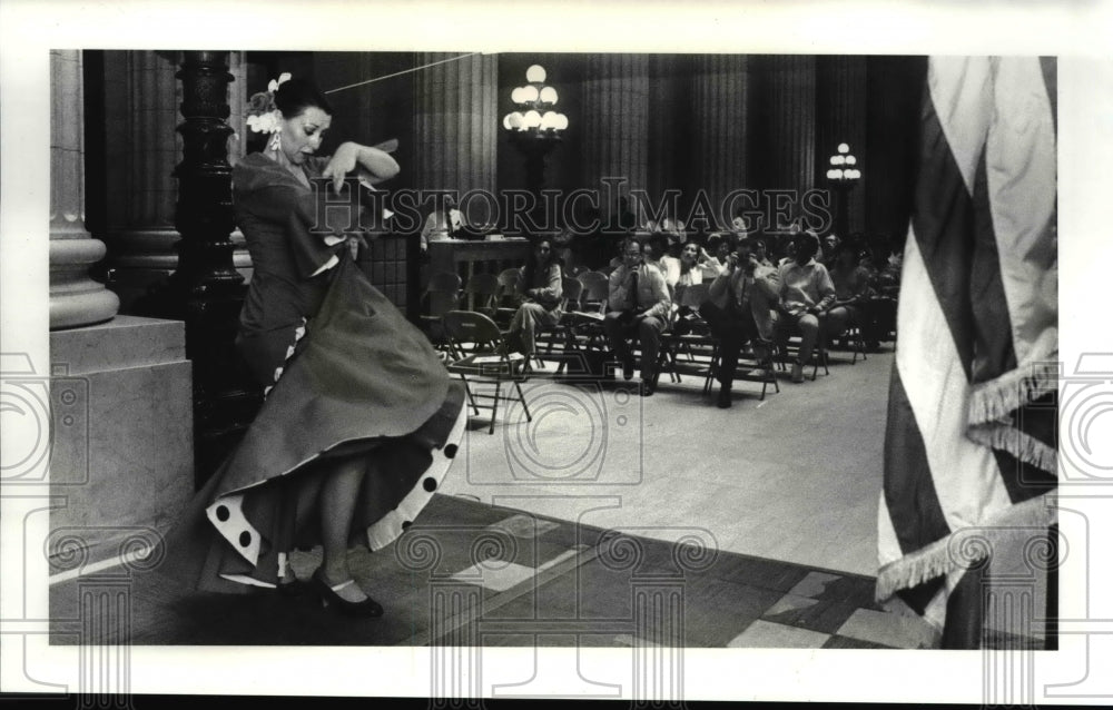 1987 Press Photo Flamenco dancer, Teresa Valenzuela - Historic Images