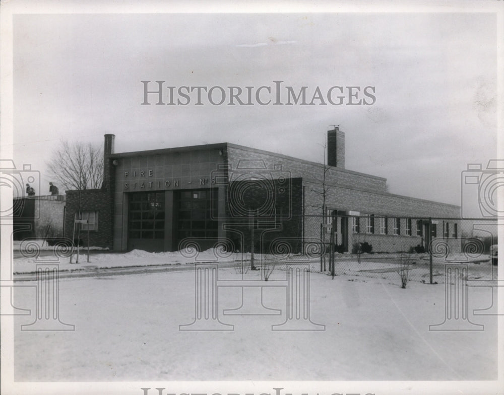 1953 Press Photo The Fire Station on Harvard Avenue - cva85241 - Historic Images