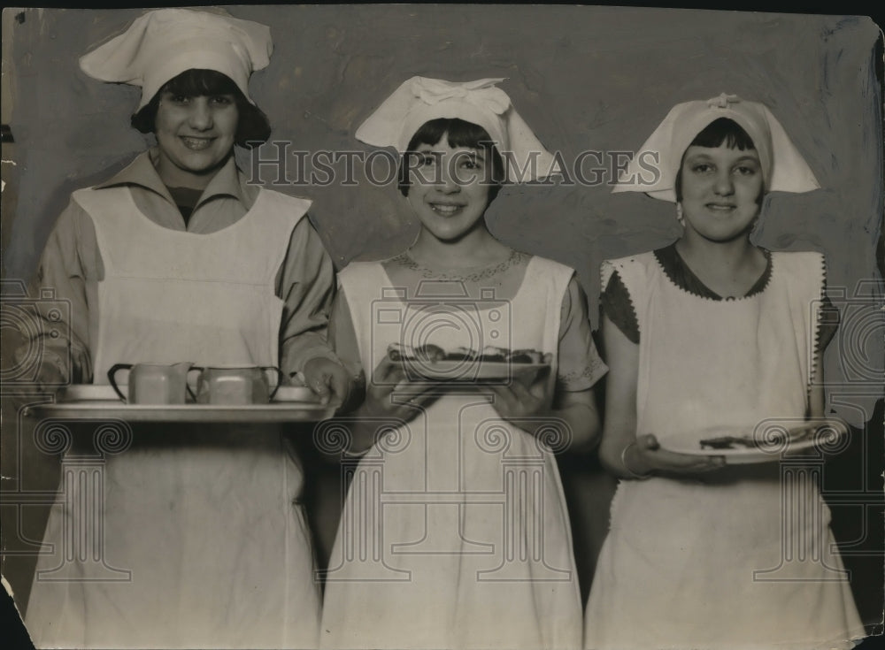 1926 Press Photo Josephine Spiuzza, Mary Comella and Angeline Simieli - Historic Images