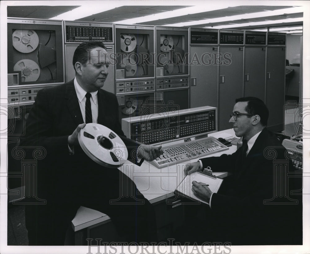 Jack Polash and Howard Weisblat of the Central National Bank - Historic Images