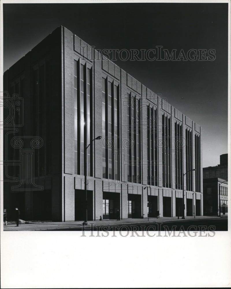 1989 Press Photo Bank One Building at Euclid Avenue - Historic Images