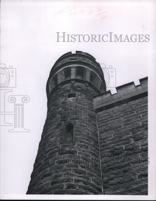 1961 Press Photo Cleveland's Central Armory Building - cva85687 - Historic Images