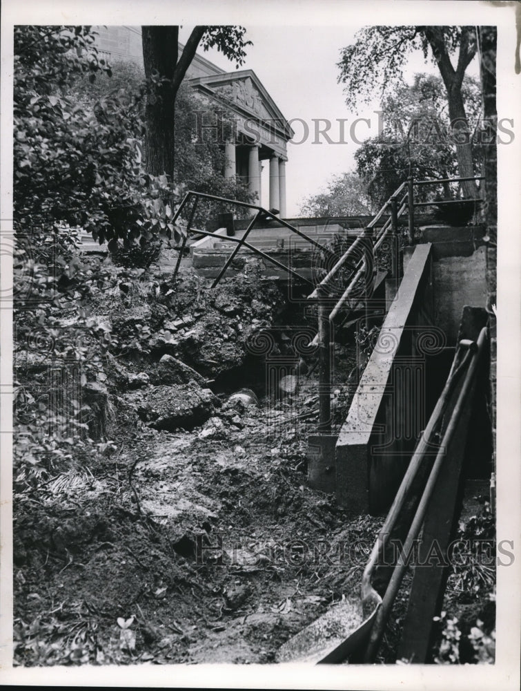 1962 Press Photo Stairway after rainstorm at Garden Center in University Circle-Historic Images