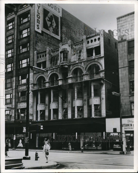1962 Press Photo Clarence Building on Downtown Euclid Avenue - cva86029 - Historic Images