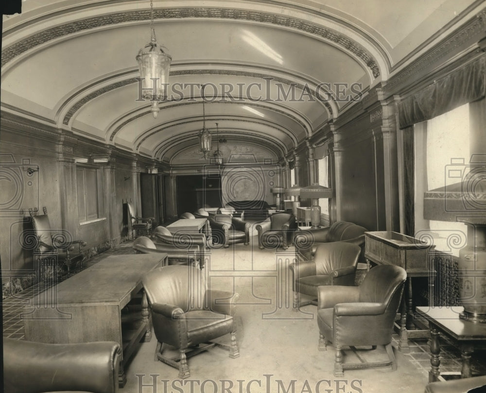 1922 Press Photo The Lounge on second floor of Auditorium - cva86345-Historic Images