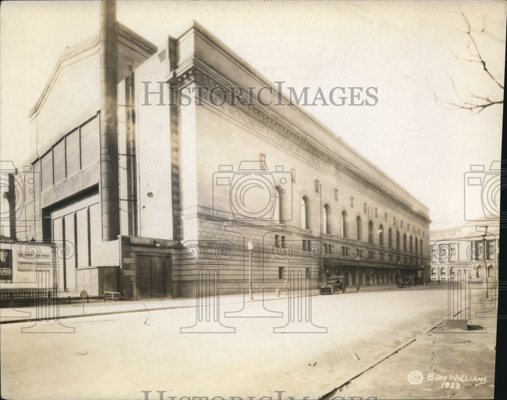 1923 Press Photo The exterior of the Public Hall - cva86353-Historic Images