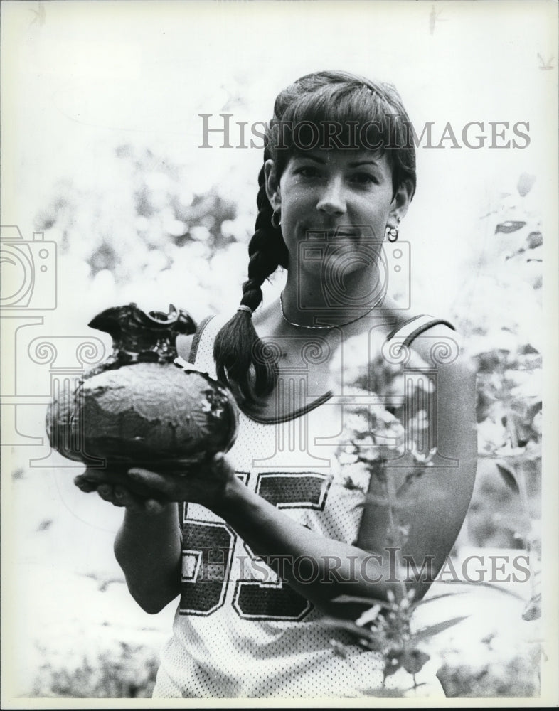 1982 Press Photo uzanne Dominick, winner Best of Show, Lakewood Arts Festival - Historic Images