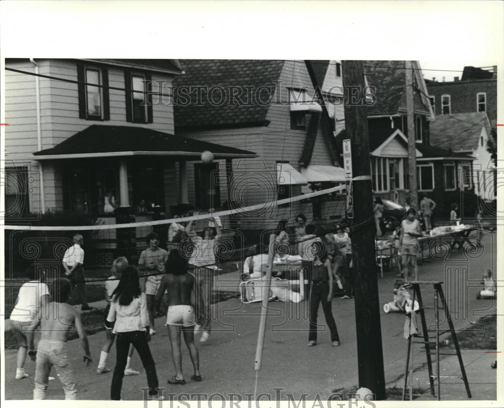 1981 Press Photo Keather Road Block Party - cva86729-Historic Images