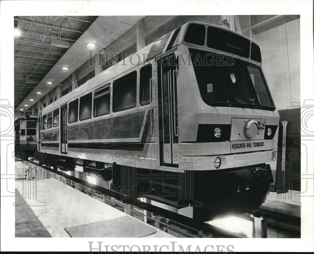 1985 Press Photo New RTA cars &quot;Railbus&quot; being tested for possible use to Mentor - Historic Images