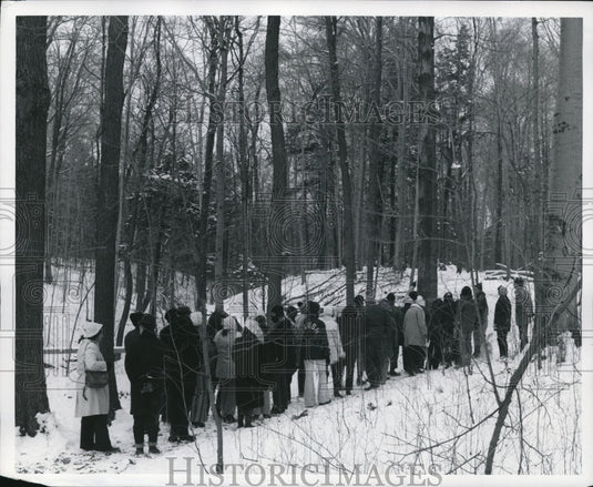 1973 Press Photo Bird Walk at North Chagrin Reservation - cva86958 - Historic Images
