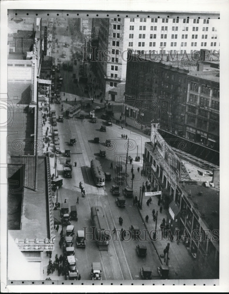 1957 Press Photo Euclid Hotel - cva87052 - Historic Images