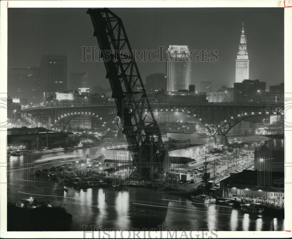 1988 Press Photo Skyline Riverfort - Historic Images