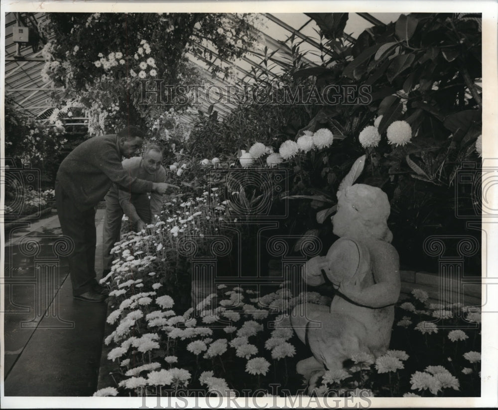 1968 Press Photo Rockfeller Park City Greenhouse - cva87492 - Historic Images