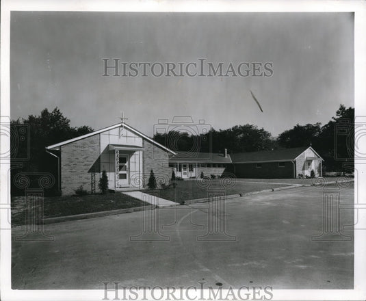 1955 Press Photo St Margaret Mary Parish new convent, Bluestone Rd - cva87845 - Historic Images