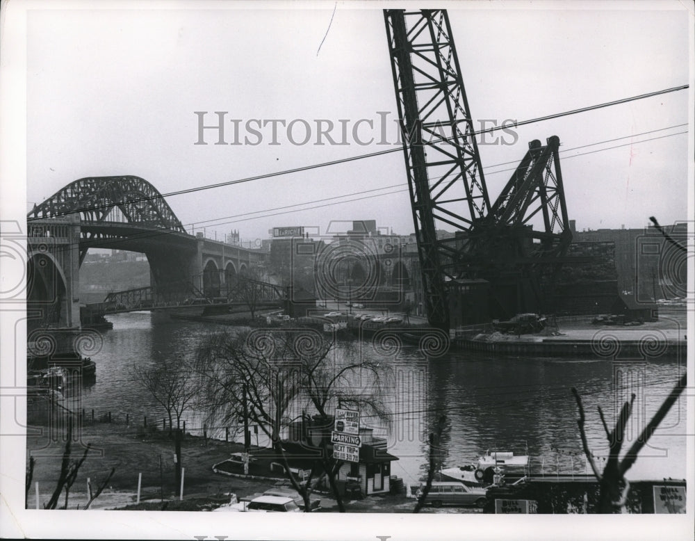 1968, Cuyahoga River - cva87893 - Historic Images