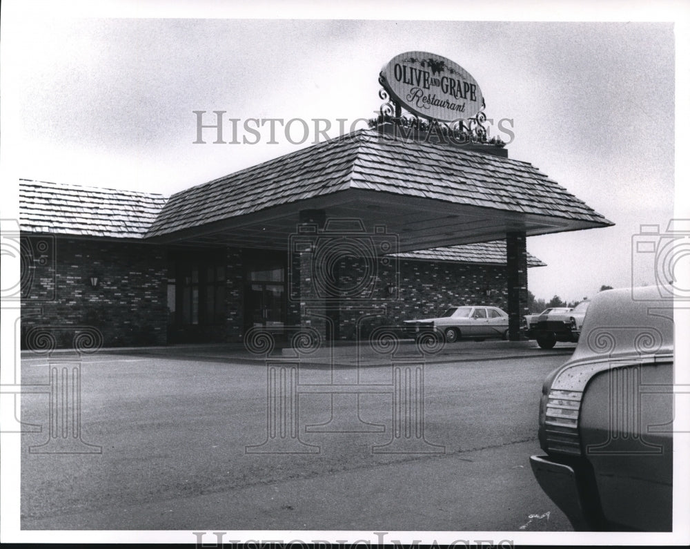 1968 Press Photo Olive &amp; Grape Restaurant, Chagrin Blvd &amp; I271, Beachwood - Historic Images