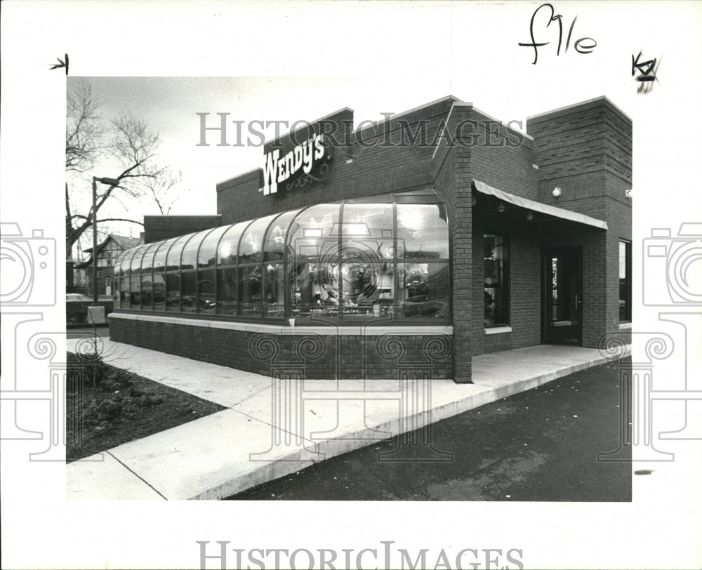 1985 Press Photo Wendy's Hamburger, Ceder Rd, East of Lee Rd - Historic Images