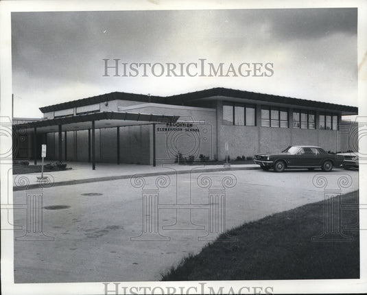 1967 Press Photo Brookview Elementary School, 14100 Parkman Blvd, Brook Park - Historic Images