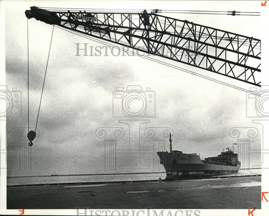 1980 Press Photo Port of Cleveland. - Historic Images