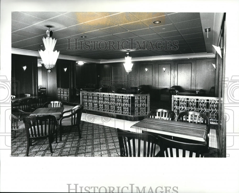 1987 Press Photo The dining section in the Haymarket Restaurants - Historic Images