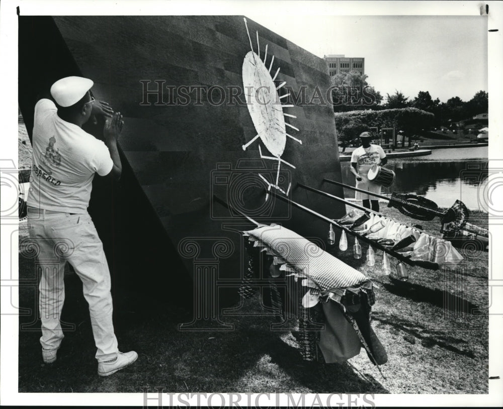 1991 Press Photo The exhibition called Voices of the Ancestors - cva88391 - Historic Images