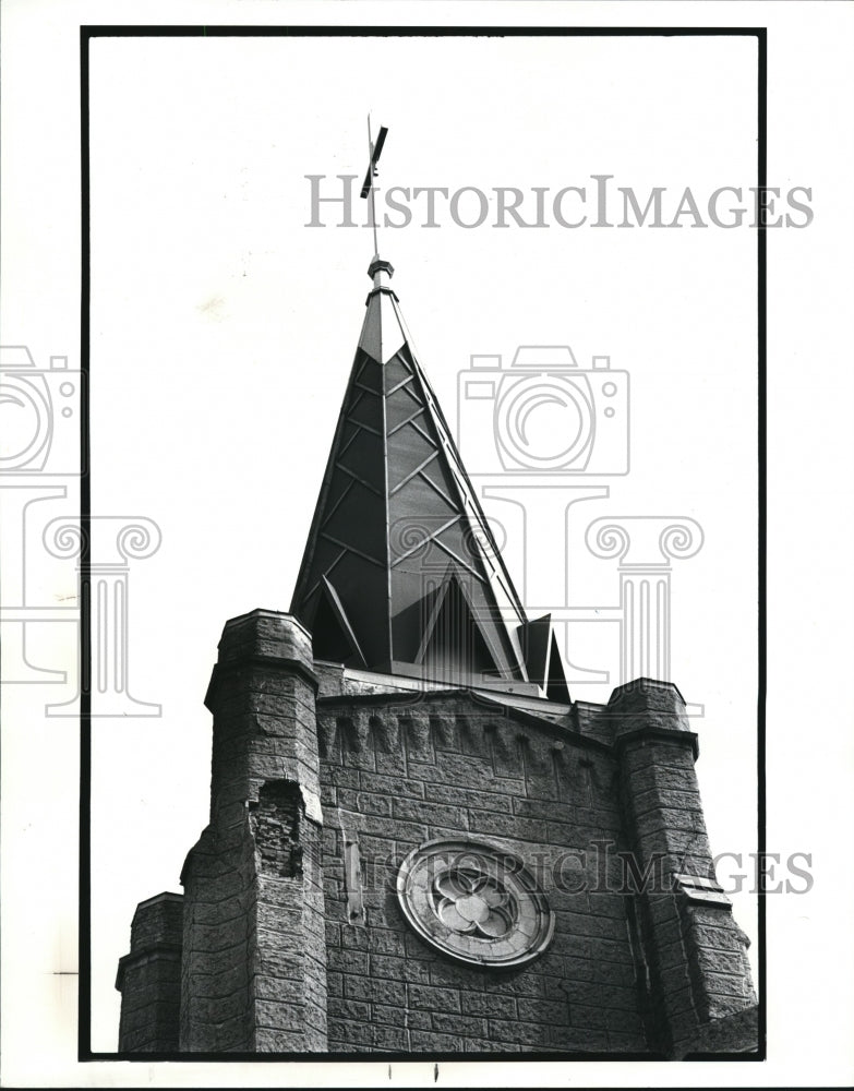 1986 Press Photo Damage at St. Peter&#39;s Church - Historic Images