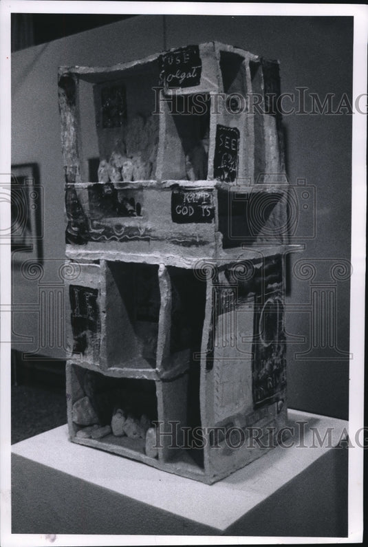 1964 Press Photo Ceramic Sculpture, by Miska Petersham - cva88958 - Historic Images