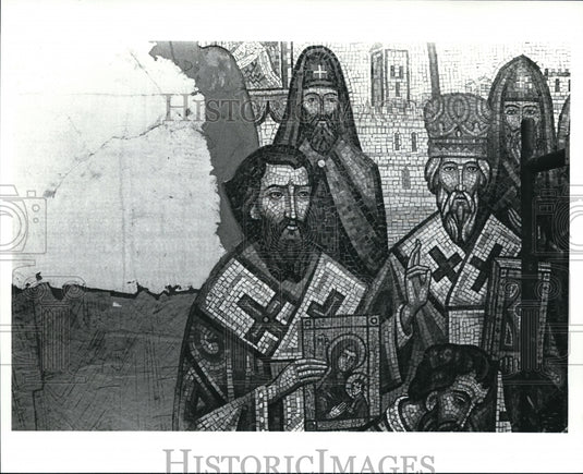 1988 Press Photo New Mosaic Mural Installed at St. vladimir Cathedral In Parma - Historic Images