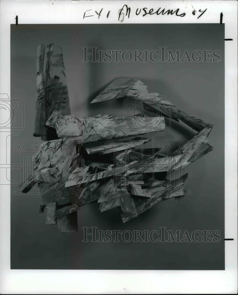 1990 Press Photo The "Elemental" Sculpture by Ginna Brand - cva89627 - Historic Images