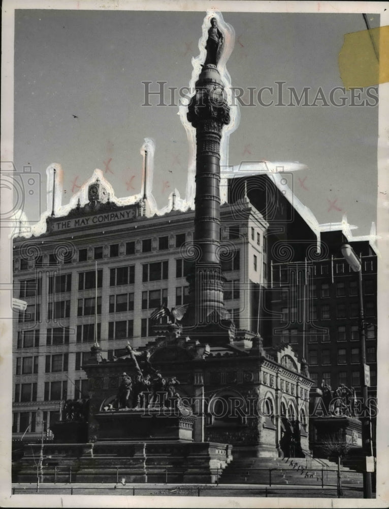 1961 Press Photo Soldiers and Sailors Monument for restoration - cva89649 - Historic Images