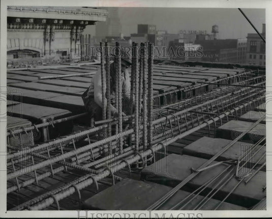 1960 The construction of the Illuminating Company  - Historic Images