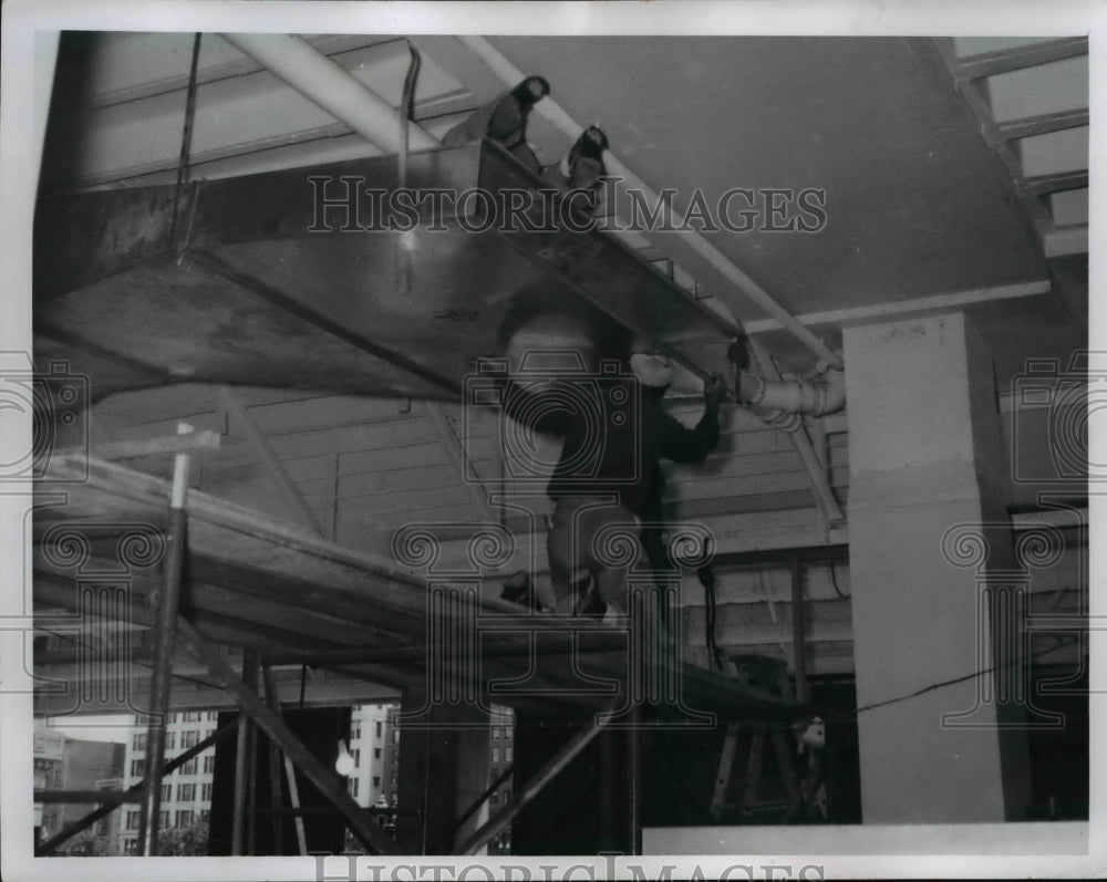 1969 Press Photo Illuminating Co. Building Construction - cva89866 - Historic Images