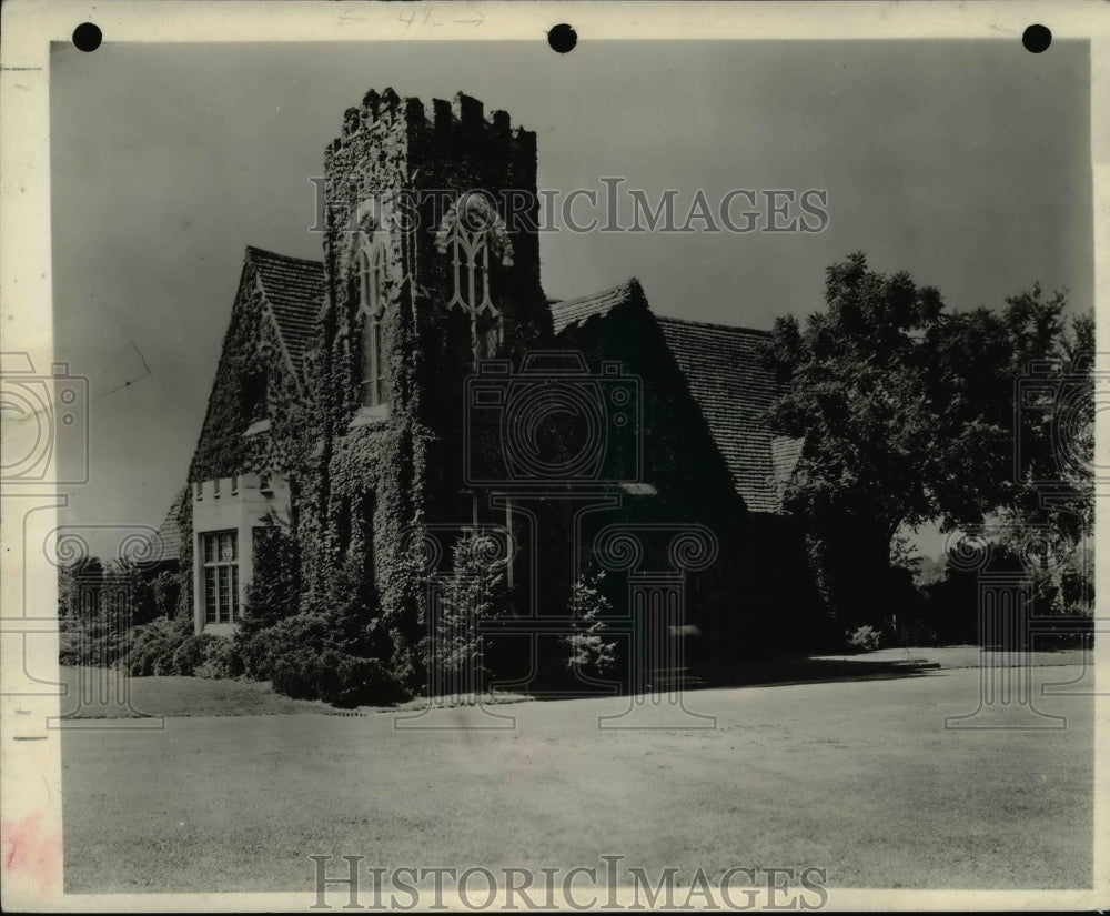 1949 Press Photo The Arthur J. Culler Chapel in Crown Hill Cemetery - cva90217-Historic Images