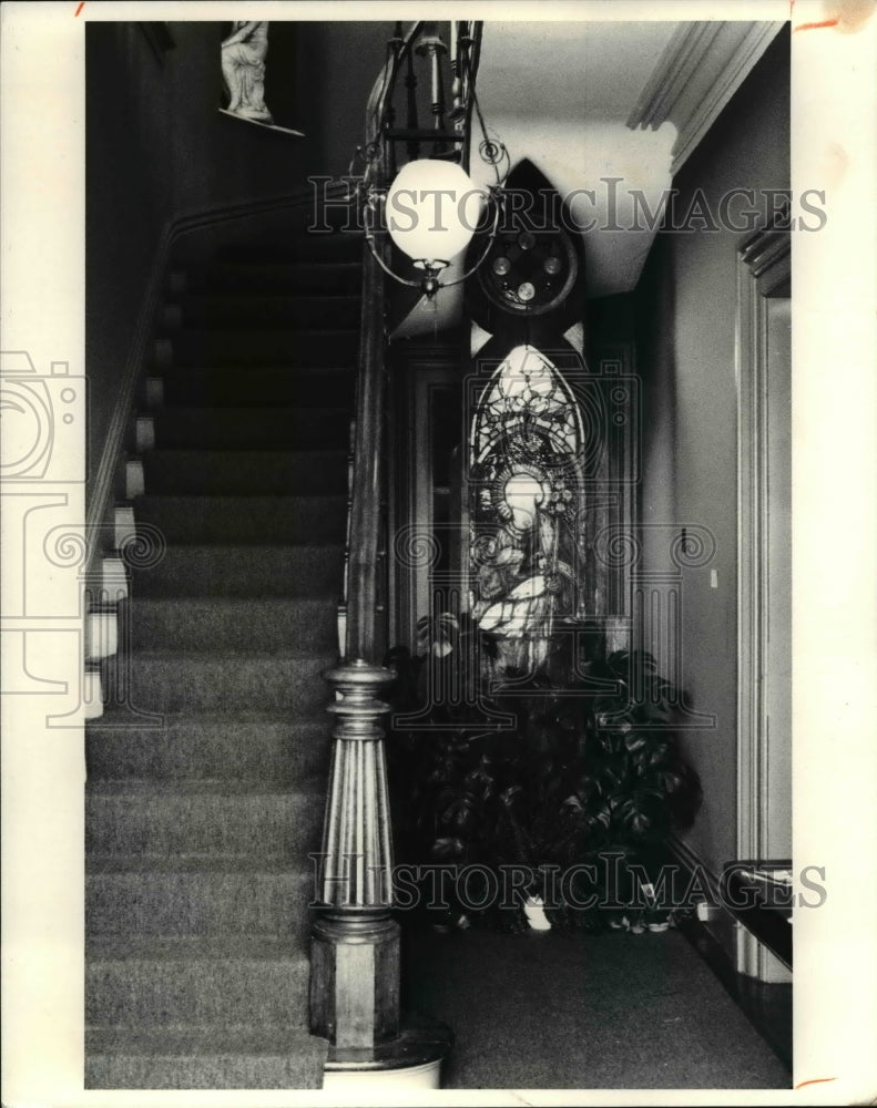 1979, Entrance hall and staircase after restoration in Sanford House - Historic Images