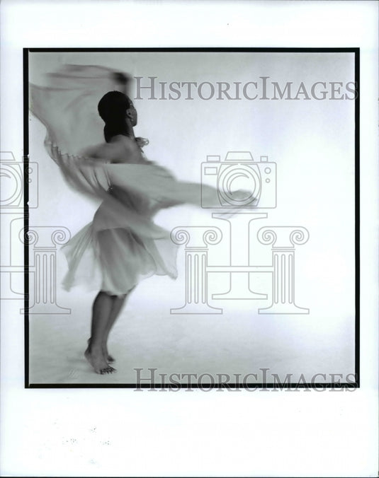1999, Cleveland School of the Arts, perform "An Urban Nutcracker" - Historic Images
