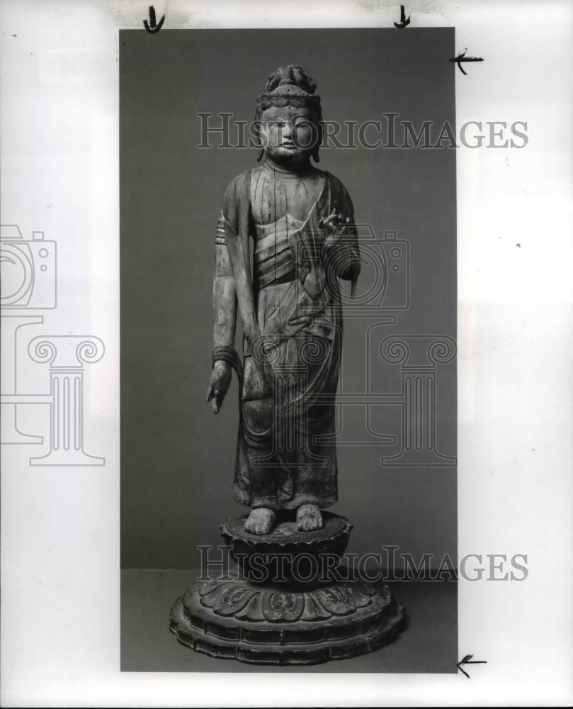 1985 Press Photo Standing Figure of Kannon, Japan, Heian Period, 10th century - Historic Images