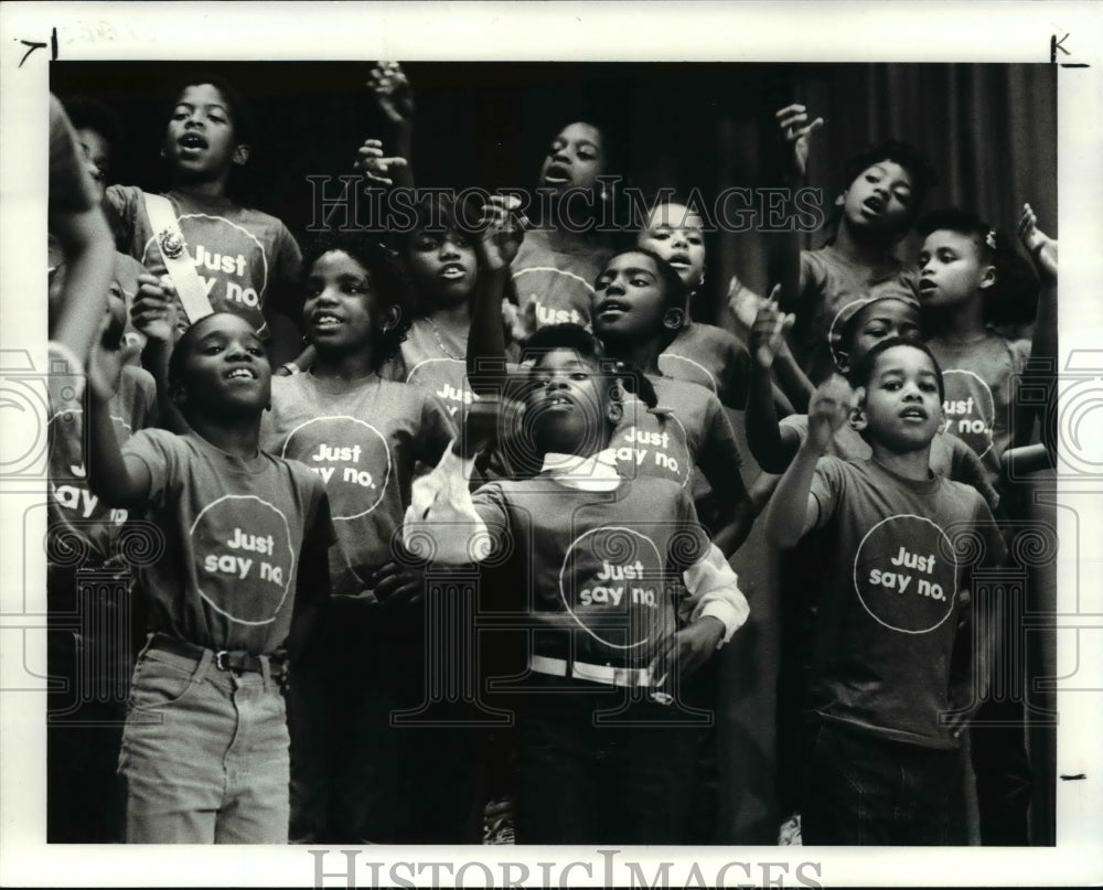 1986 Press Photo The 4th Grade Students at  National Just Say No Program - Historic Images