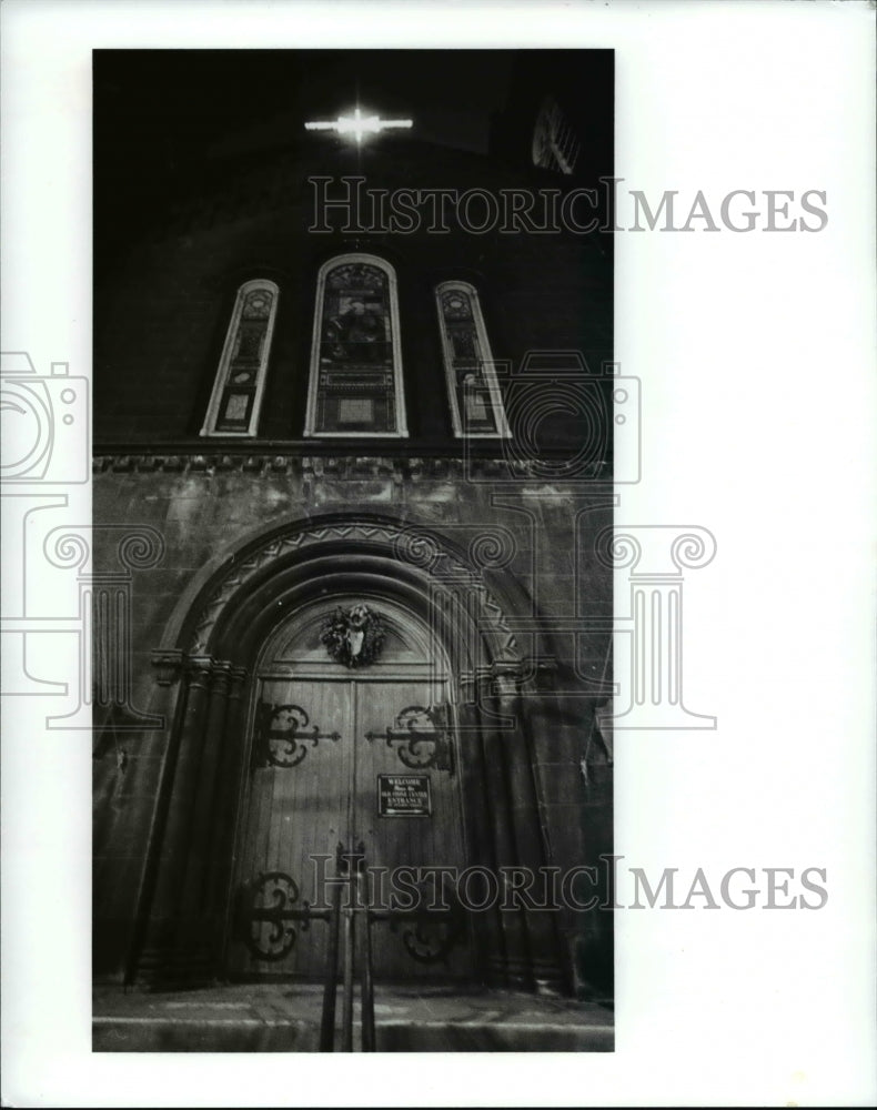 1991 Press Photo Simple star over the doorway at Old Stone Church - Historic Images