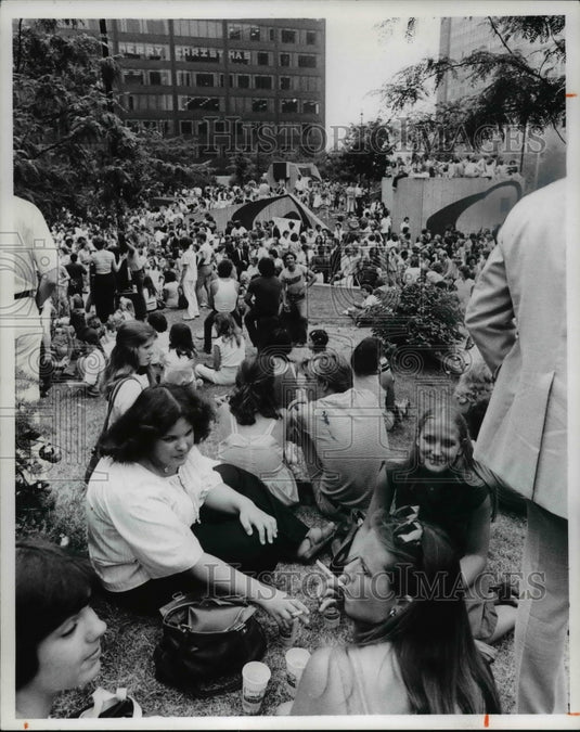 1978 Press Photo Chester Commons "Party in the park" - cva91579- Historic Images
