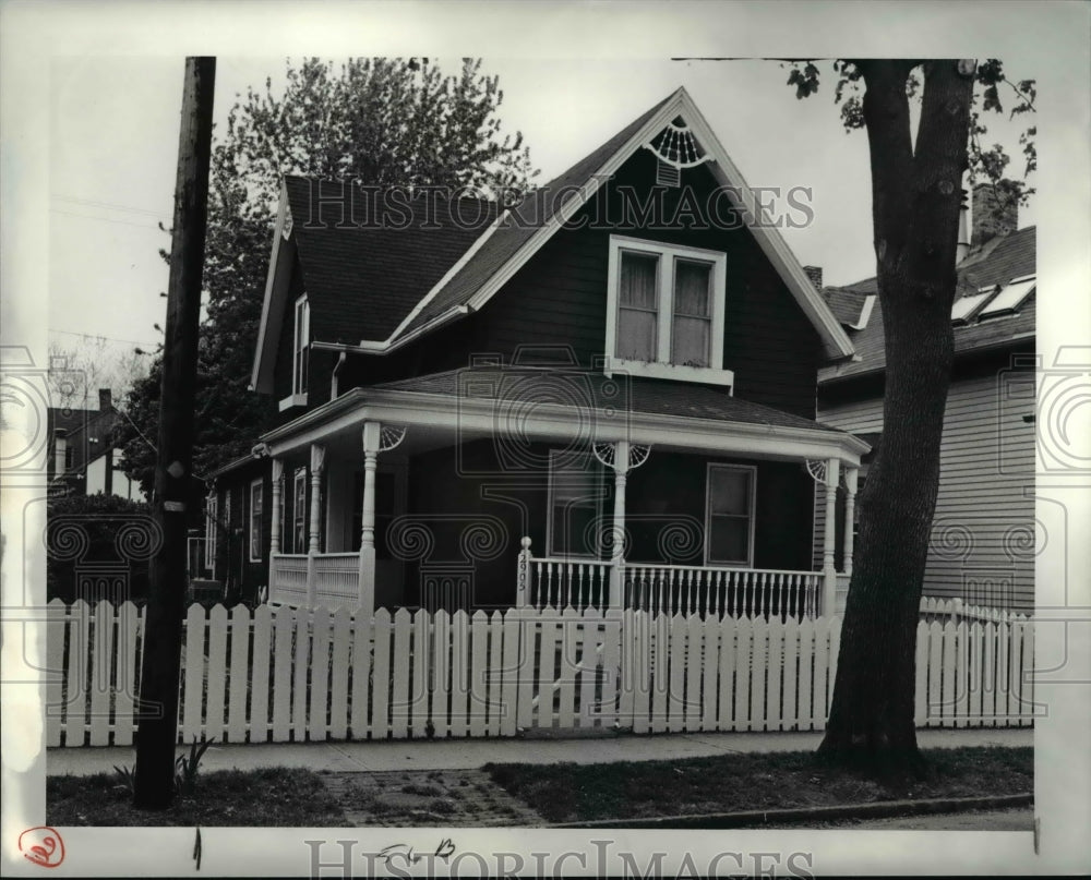 1990 Press Photo House at 2905 Ave. Ohio City. - cva91826 - Historic Images