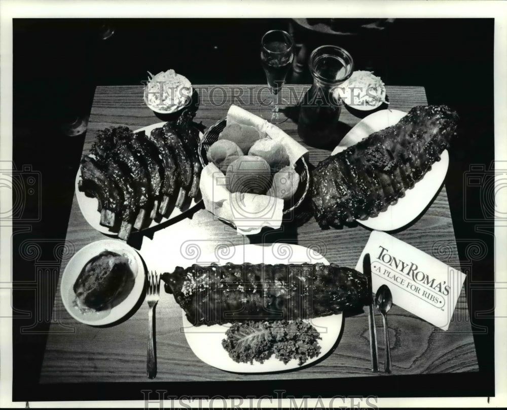 1986 Press Photo Three types of ribs Tony Roma's is famous for, Beef Ribs - Historic Images