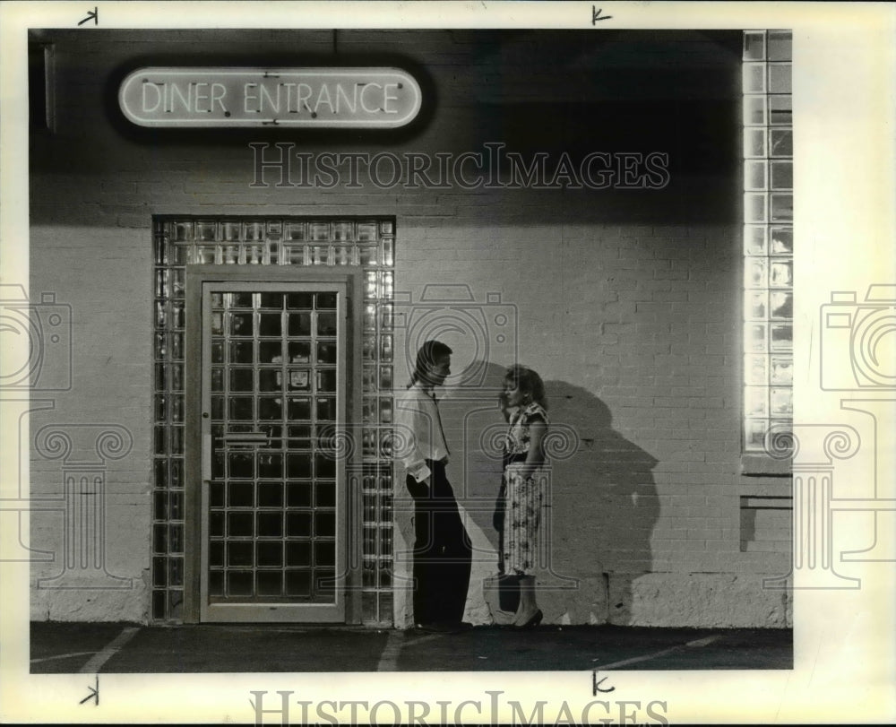 1986 Press Photo Shorty's in the Flats Front Door of  Restaurant - Historic Images
