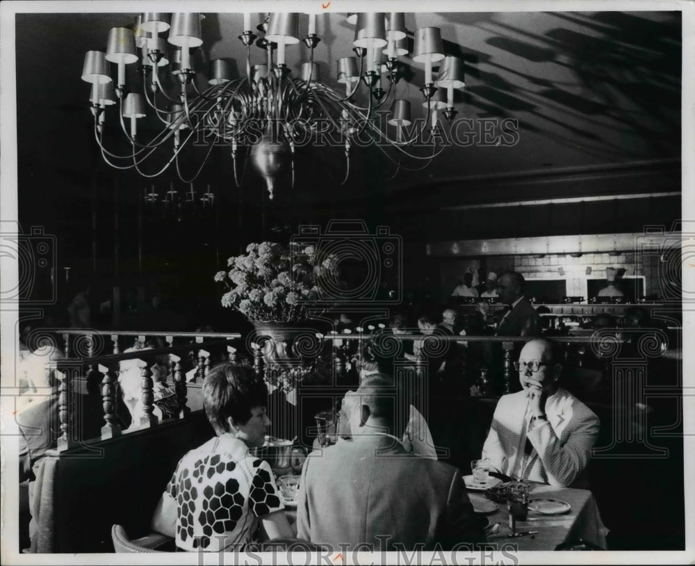 1980 Press Photo Hollenden Chop - Historic Images