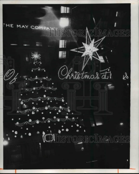 1971 Christmas Decorations on Public Square  - Historic Images